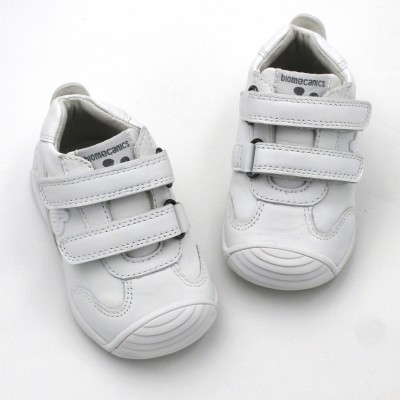 First steps sneakers Biomecanics 221001 reinforced toecap